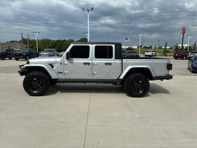 2022 Jeep Gladiator Willys