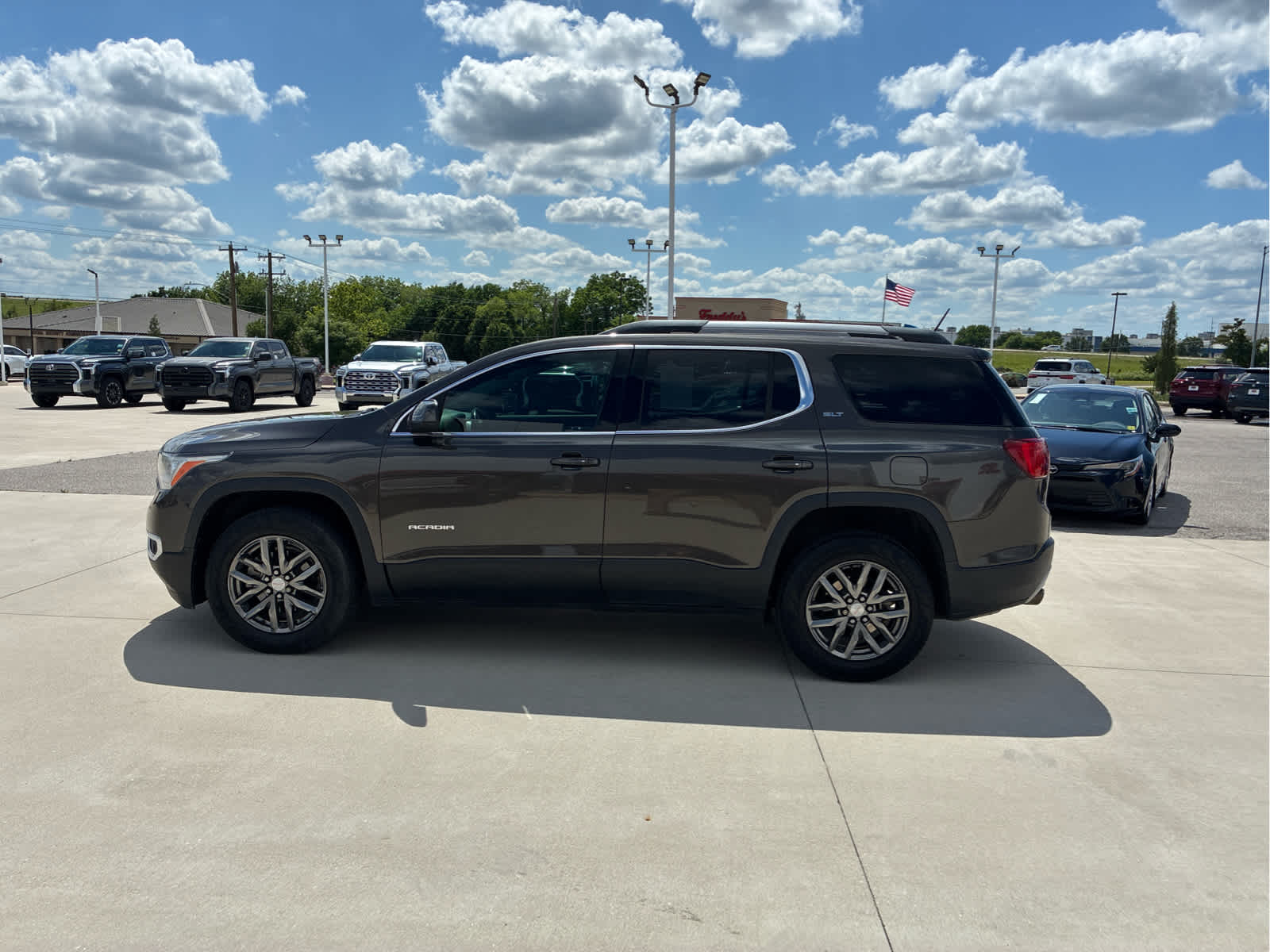 2019 GMC Acadia SLT