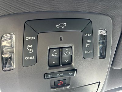 2024 Toyota Sienna Platinum