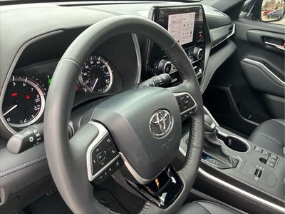 2024 Toyota Highlander XSE