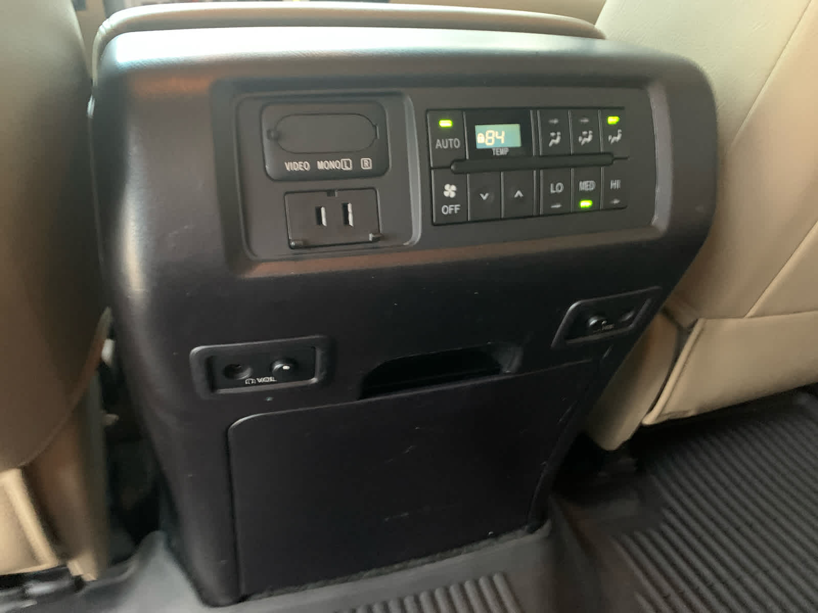 2017 Toyota Sequoia Platinum