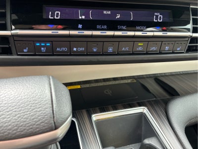 2023 Toyota Sienna Limited