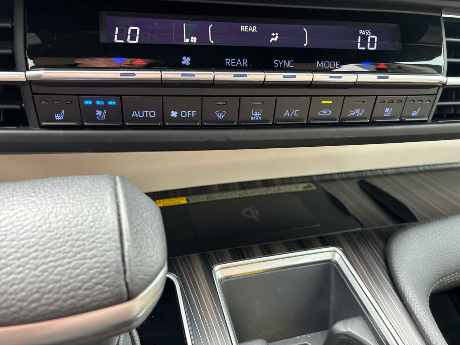 2023 Toyota Sienna Limited