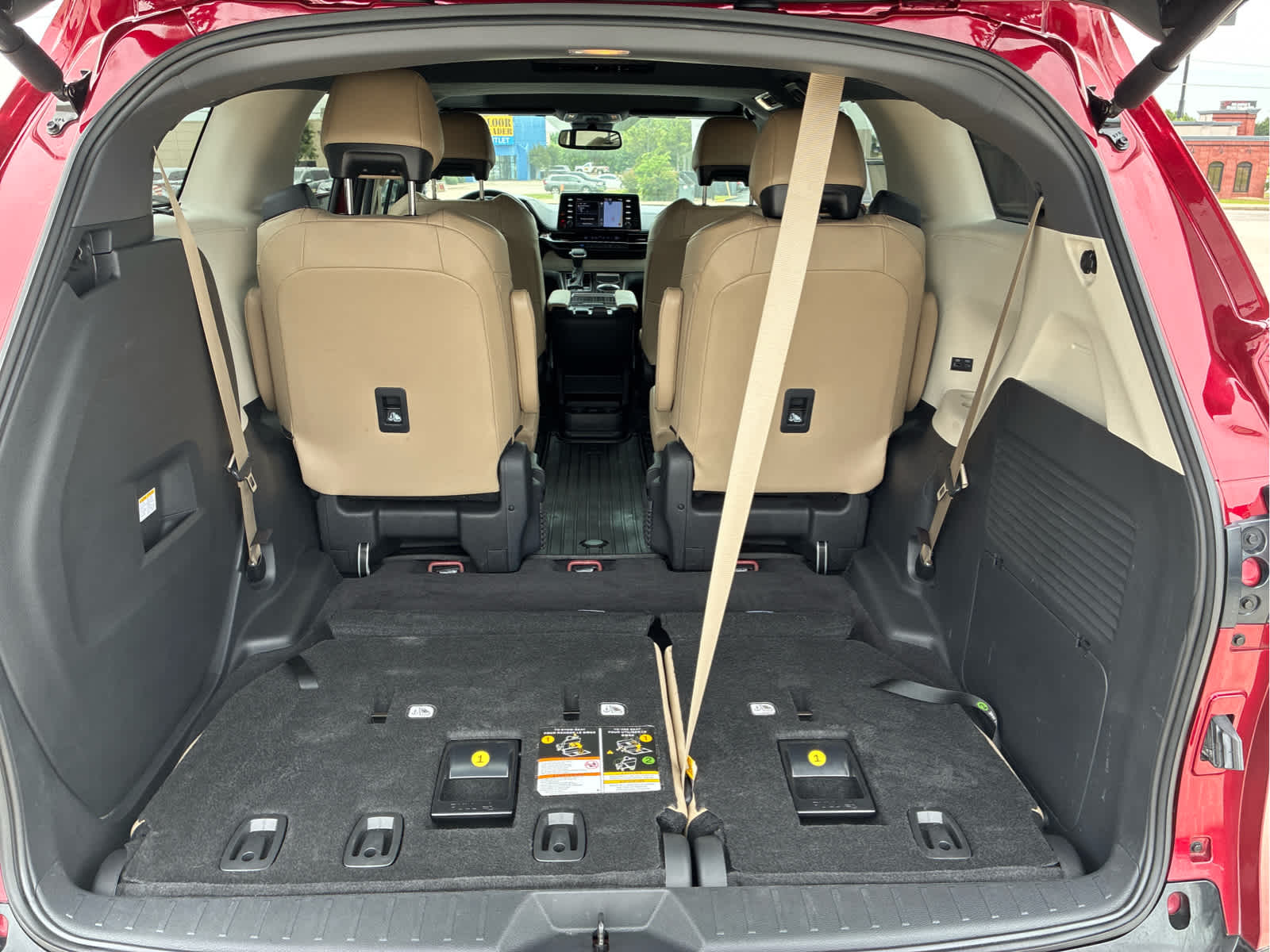 2023 Toyota Sienna Limited