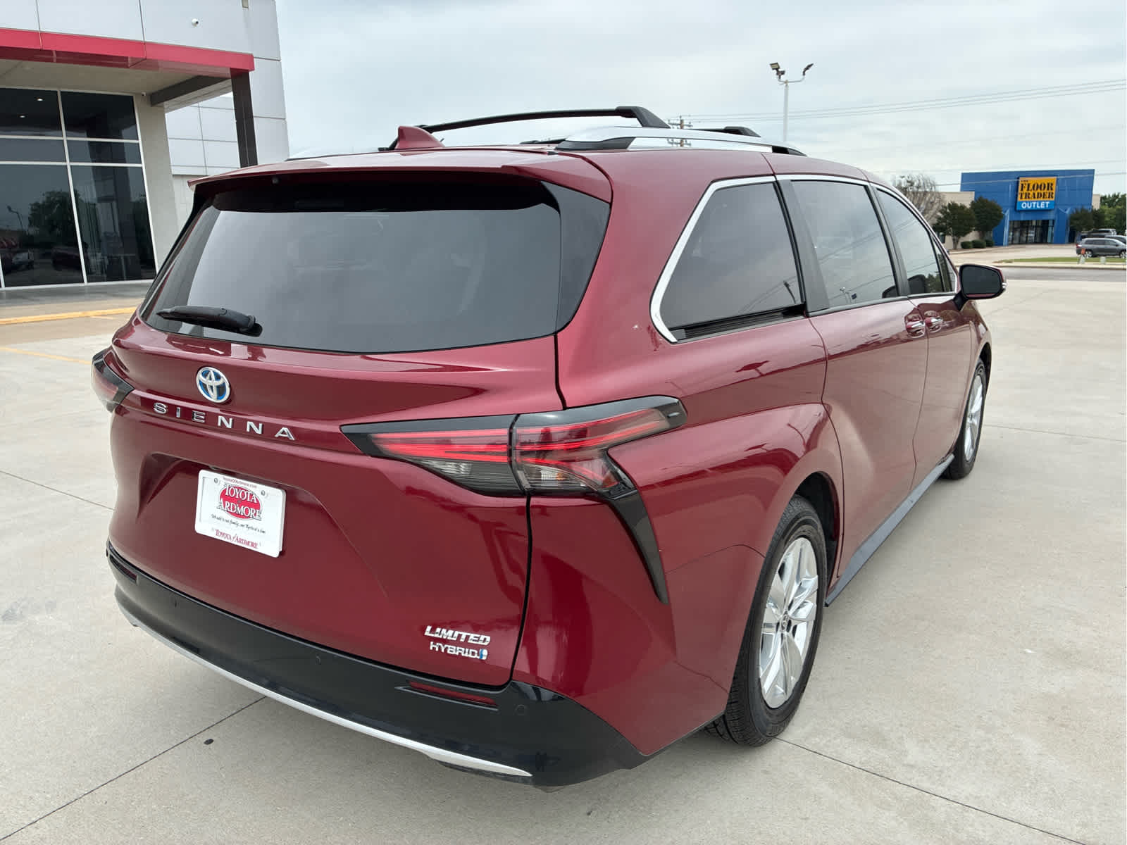 2023 Toyota Sienna Limited