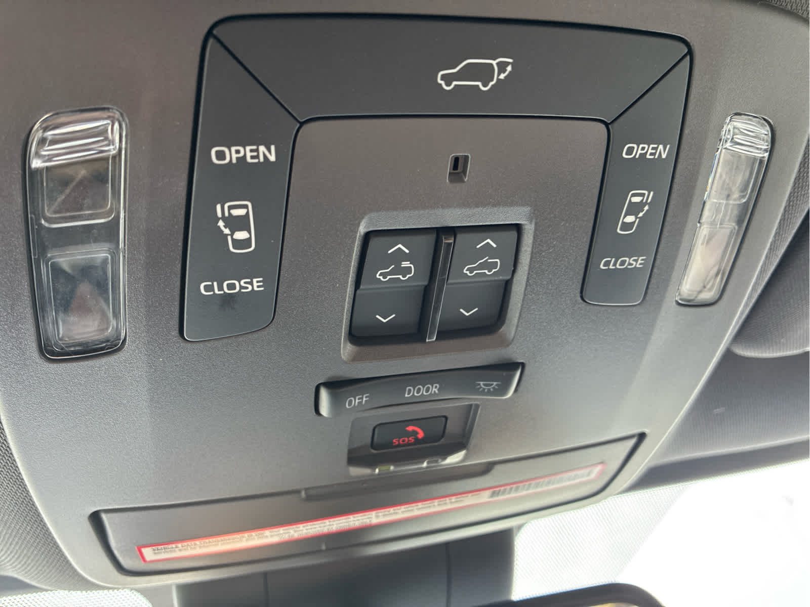2023 Toyota Sienna Limited