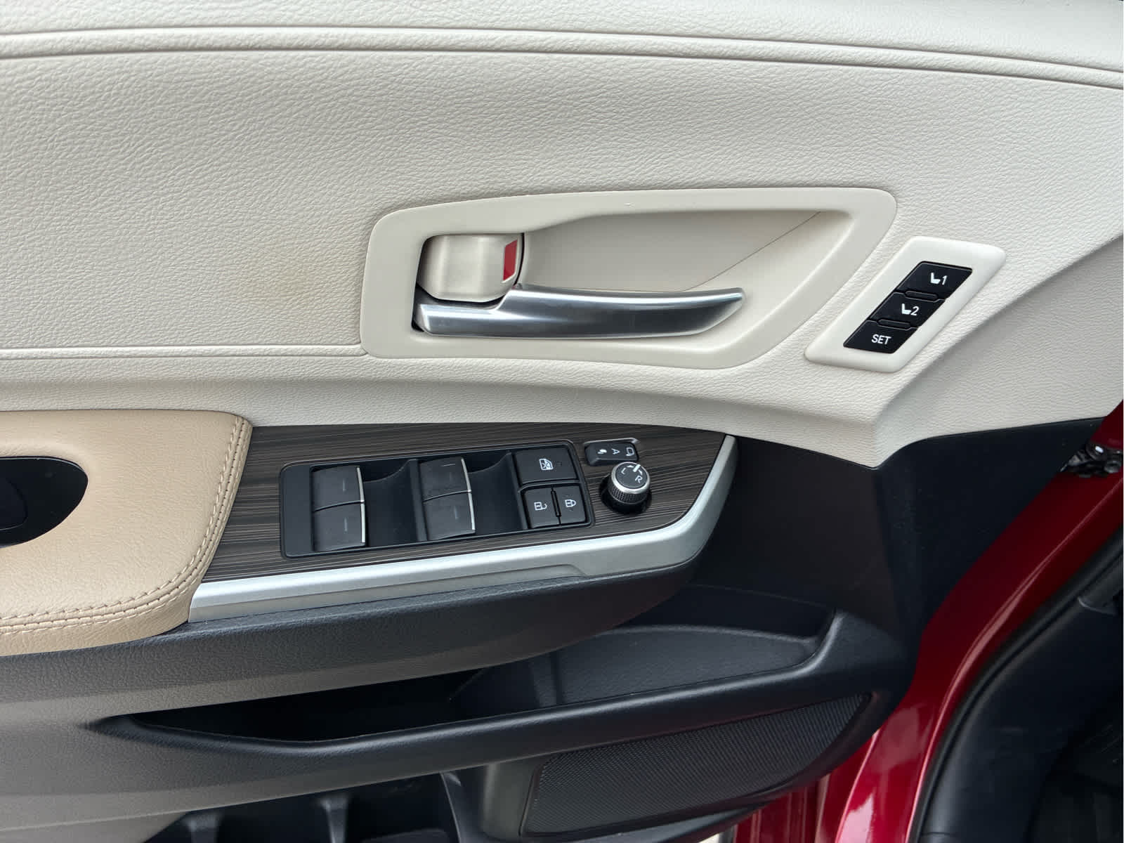 2023 Toyota Sienna Limited