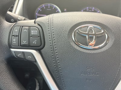 2017 Toyota Highlander LE