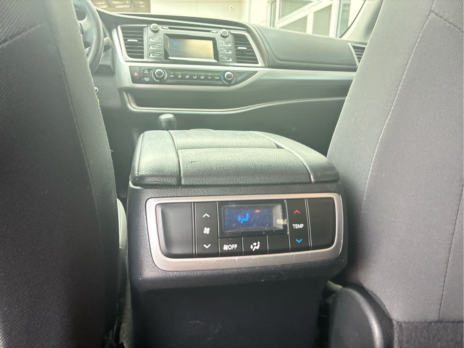 2017 Toyota Highlander LE