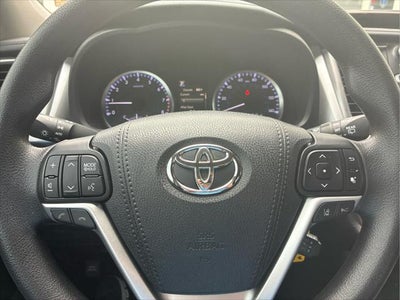 2017 Toyota Highlander LE