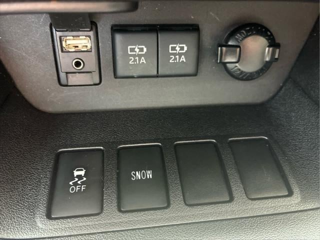 2017 Toyota Highlander LE