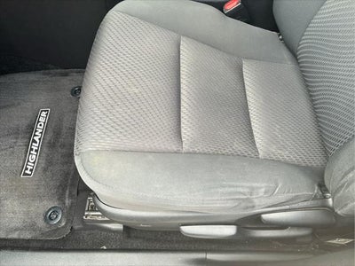 2017 Toyota Highlander LE