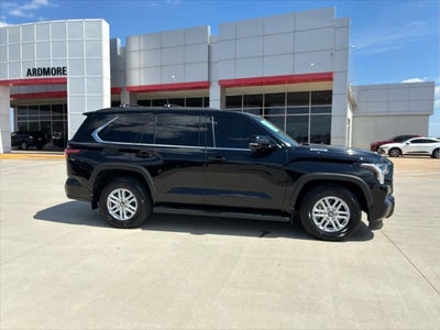 2025 Toyota Sequoia SR5