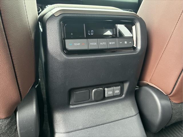2025 Toyota Land Cruiser 4WD (Natl)