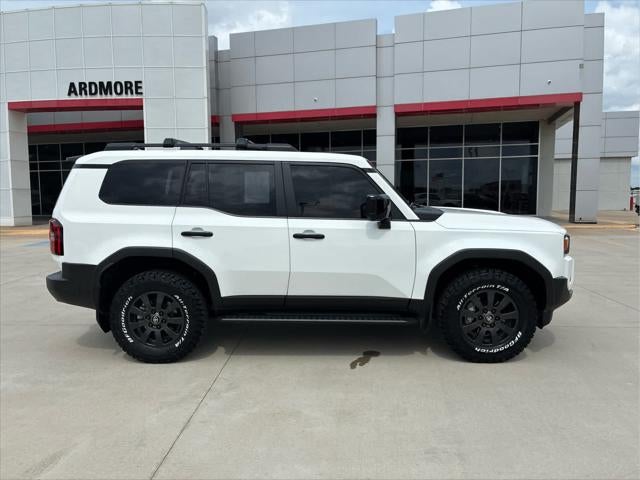 2025 Toyota Land Cruiser 4WD (Natl)