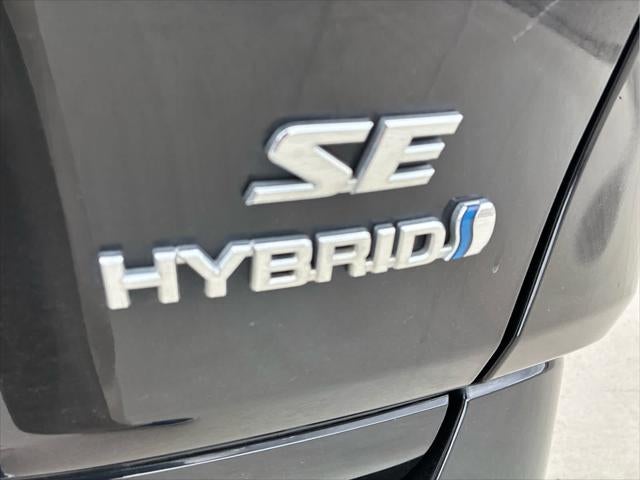 2022 Toyota RAV4 Hybrid SE