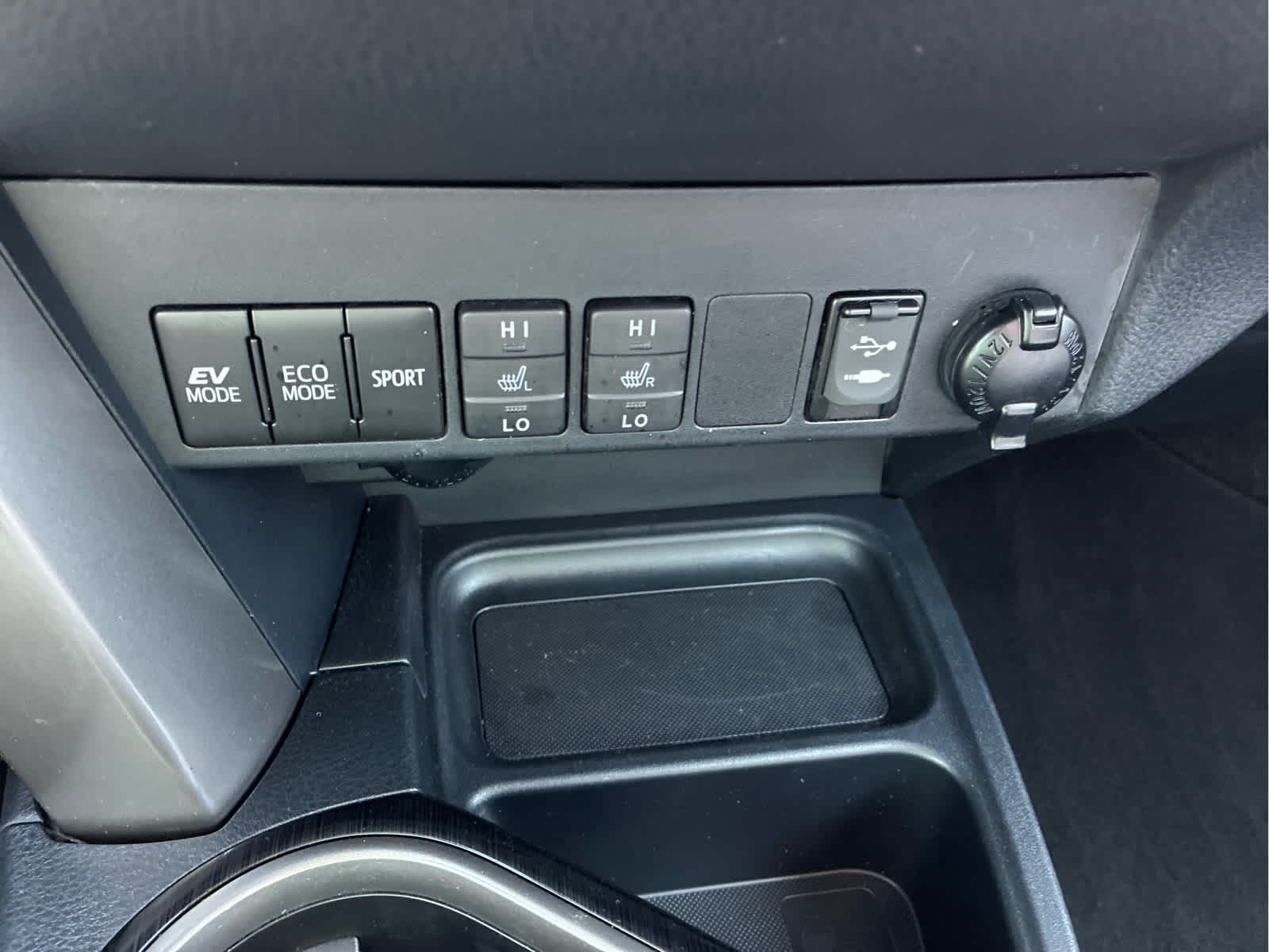 2018 Toyota RAV4 Hybrid Limited