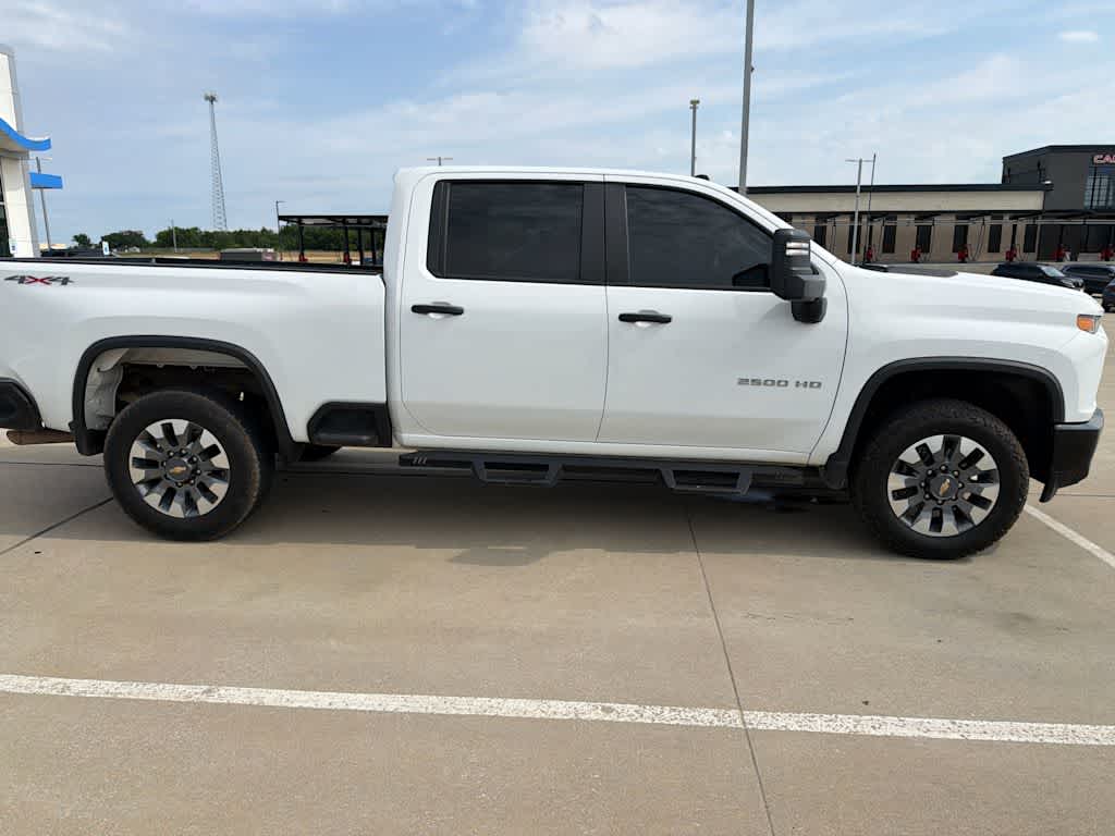 2022 Chevrolet Silverado 2500HD Custom