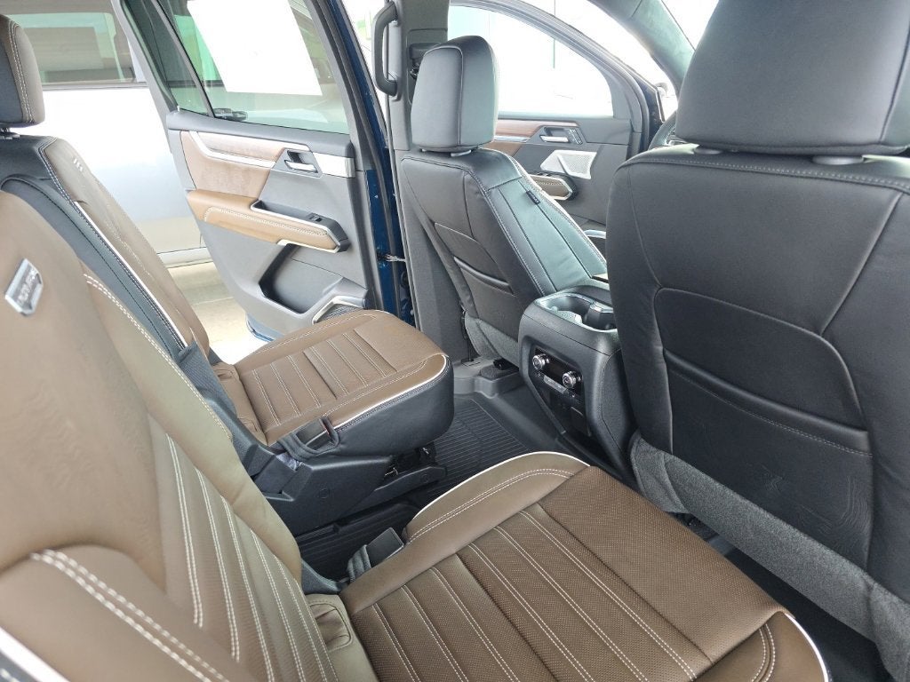 2027 GMC Acadia Denali Ultimate