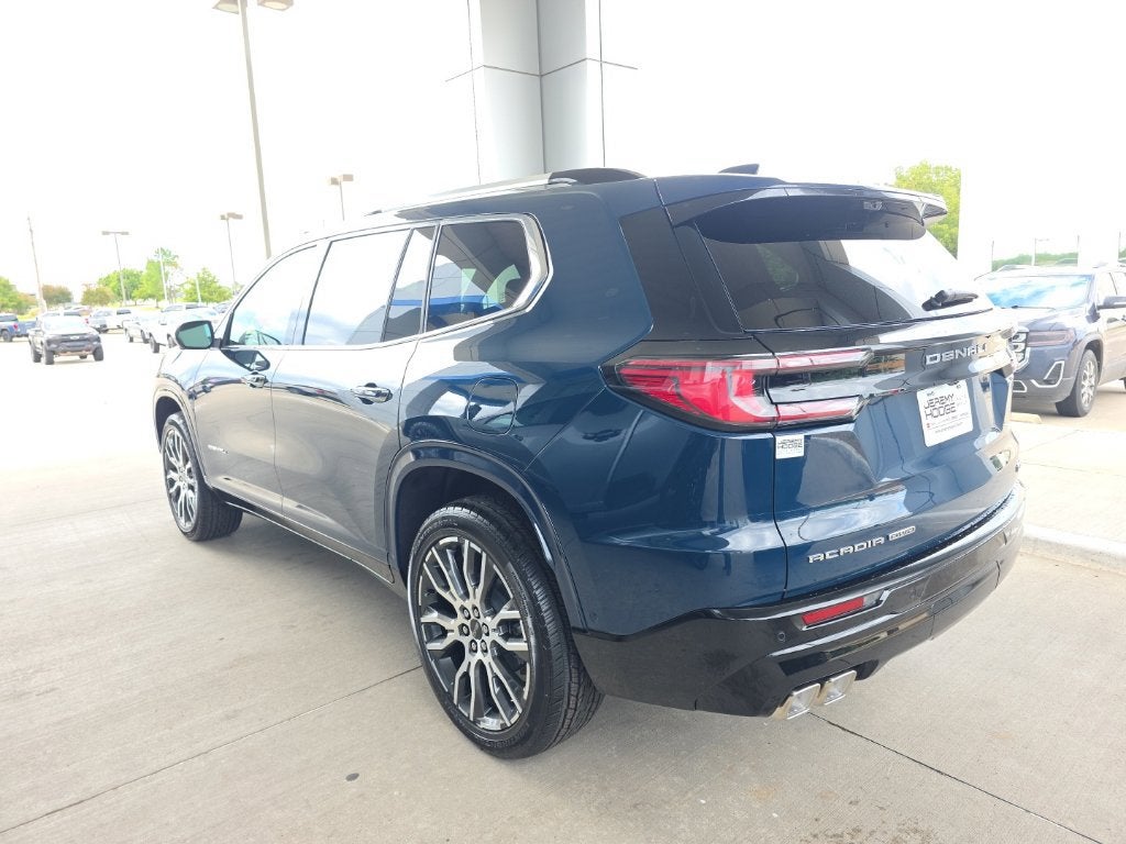 2027 GMC Acadia Denali Ultimate