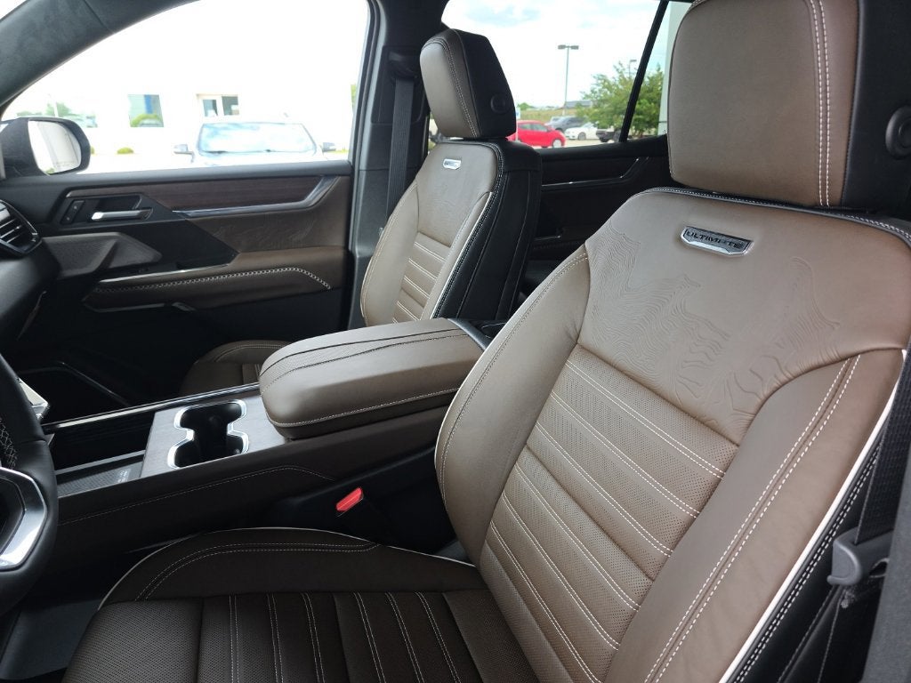 2027 GMC Acadia Denali Ultimate