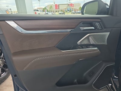 2027 GMC Acadia Denali Ultimate