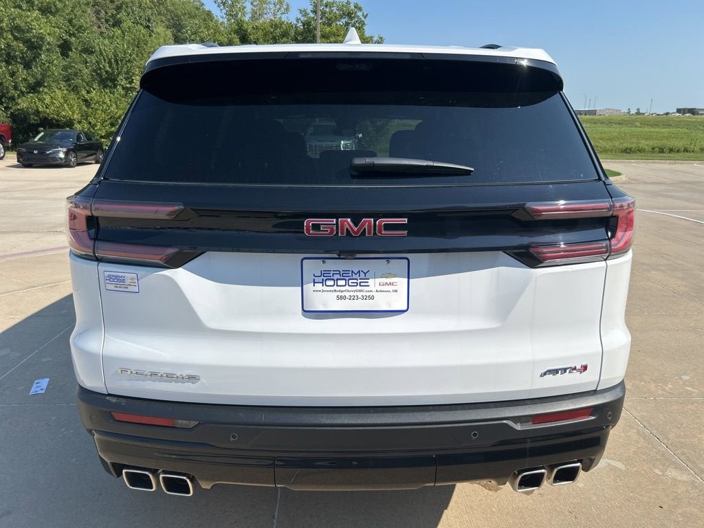 2026 GMC Acadia AT4