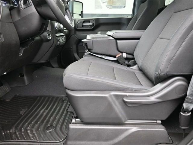 2024 GMC Sierra 2500 HD Pro