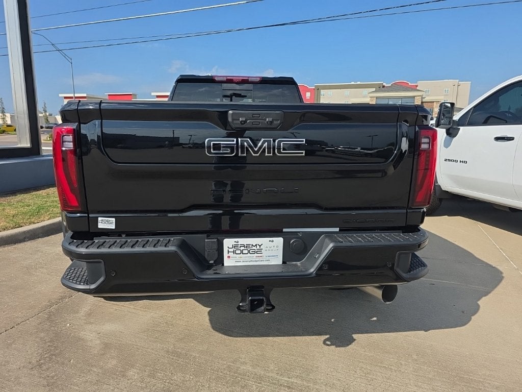 2026 GMC Sierra 3500 HD Denali Ultimate DRW