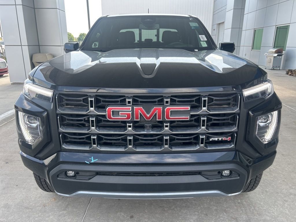 2025 GMC Canyon AT4
