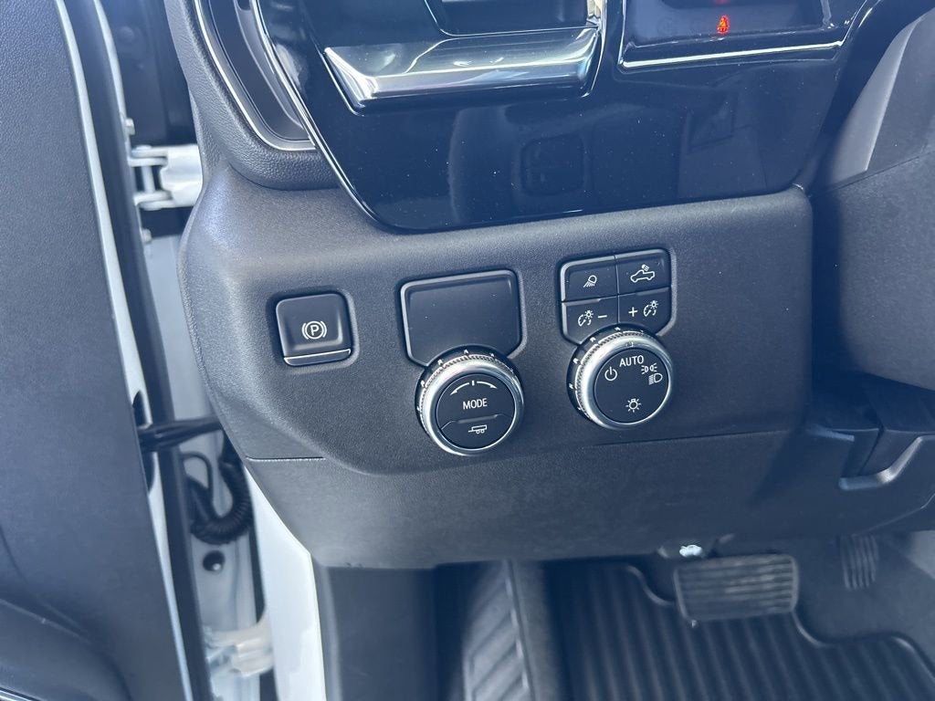 2025 GMC Sierra 1500 SLE