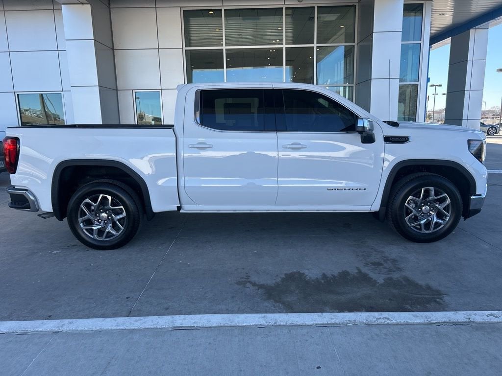 2025 GMC Sierra 1500 SLE