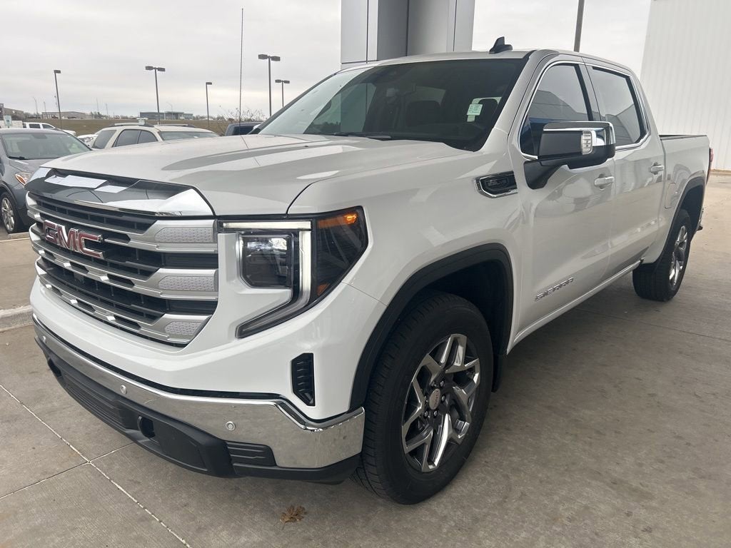 2025 GMC Sierra 1500 SLE