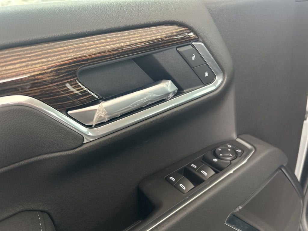 2025 GMC Sierra 1500 SLE