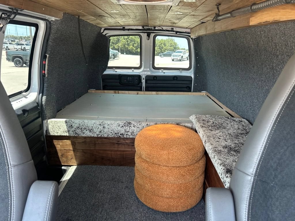 2021 GMC Savana Cargo 2500 RWD 2500 135"