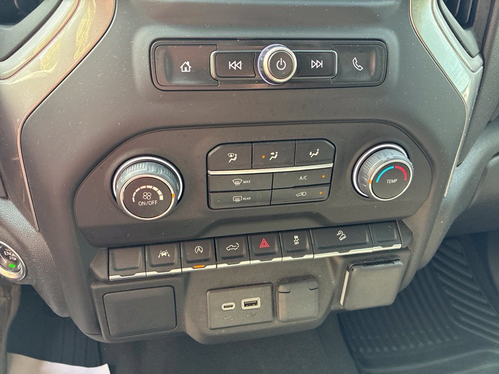 2024 Chevrolet Silverado 1500 Custom Trail Boss