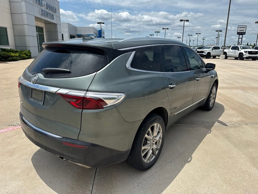 2023 Buick Enclave Essence