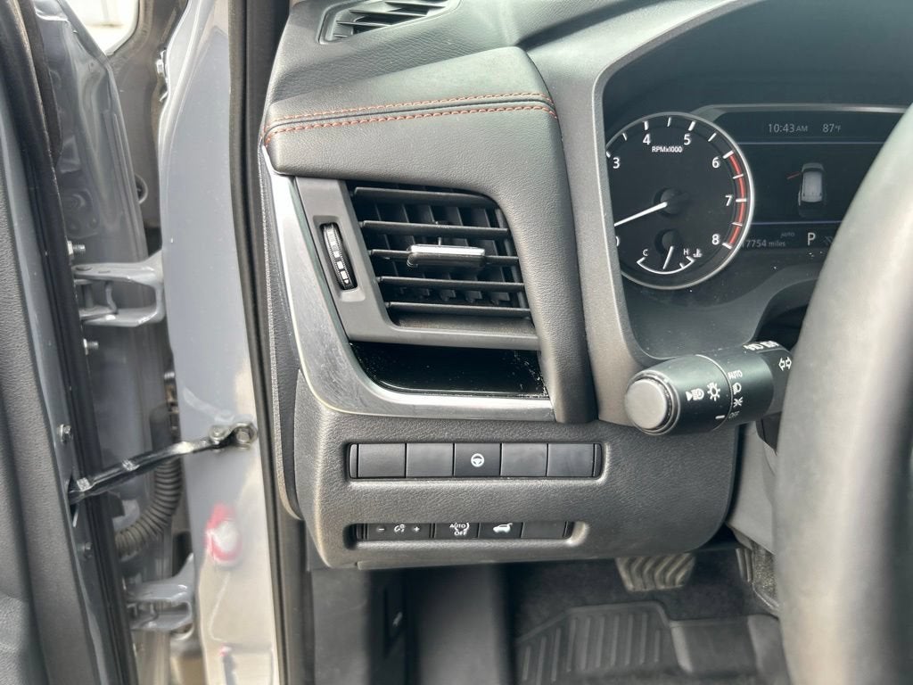 2025 Nissan Rogue Rock Creek