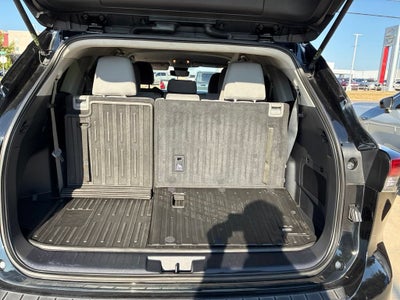 2022 Toyota Highlander L