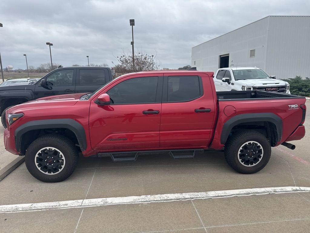 2025 Toyota Tacoma 4WD SR