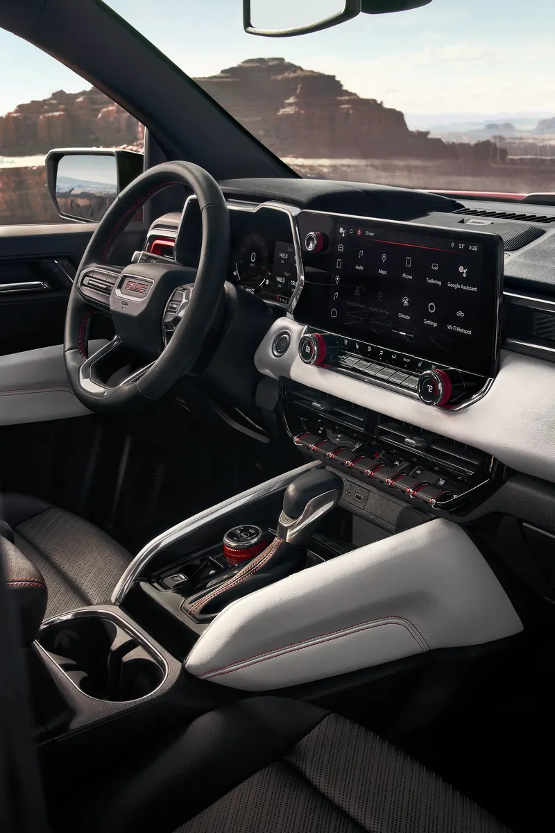 2026 GMC Canyon infotainment system at Jeremy Hodge GMC in ARDMORE OK